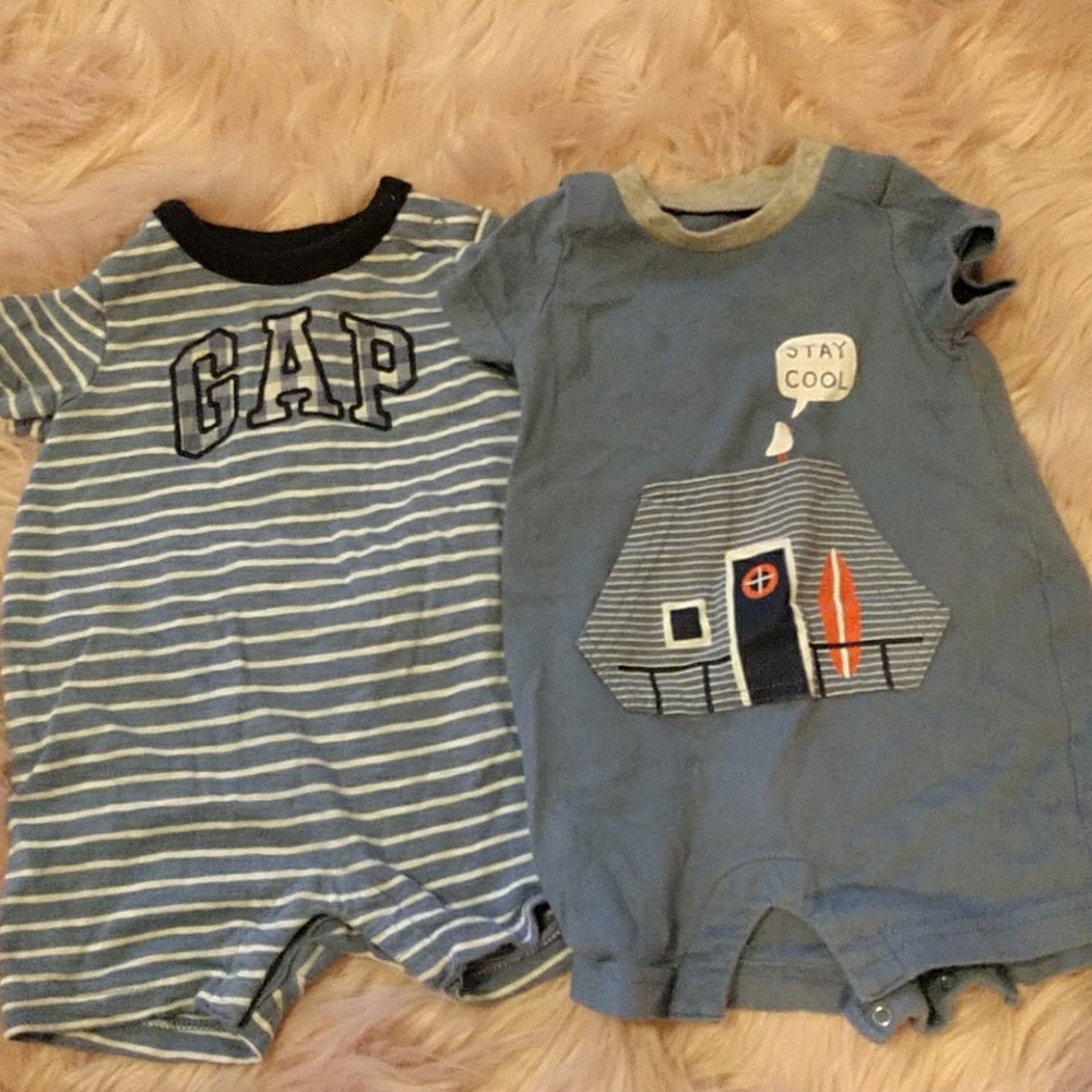 Baby gap onesies 3-6months
